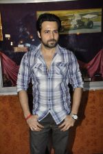 Emraan Hashmi checks audience response at Gaity on 9th Sept 2012 (27).jpg